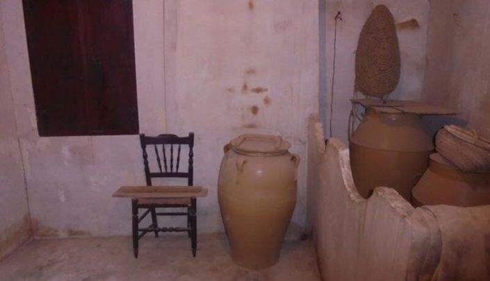 Image No.2-6 Bed Country House for sale