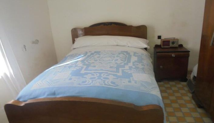 Image No.7-6 Bed Country House for sale