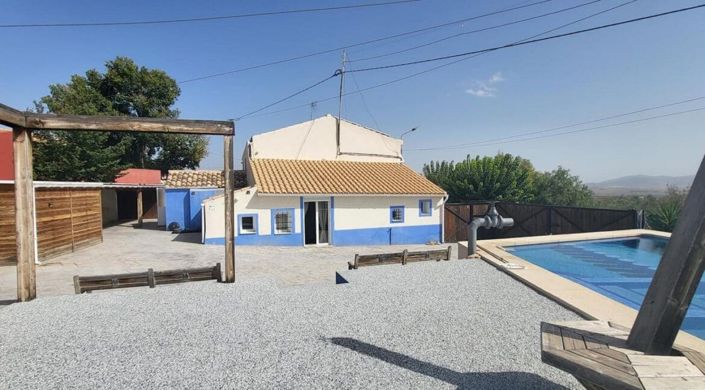 Image No.29-7 Bed Country House for sale