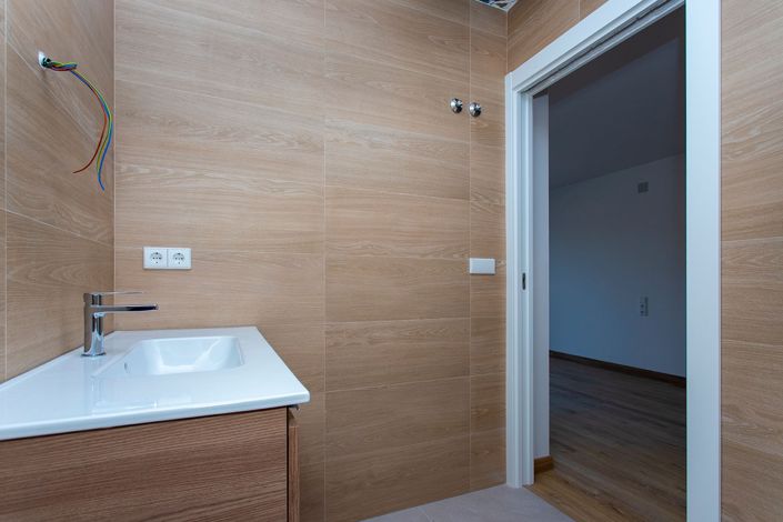 Image No.34-3 Bed Apartment for sale