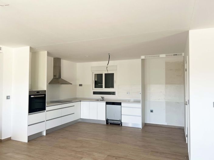 Image No.15-3 Bed Villa for sale