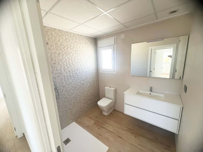 Image No.19-3 Bed Villa for sale