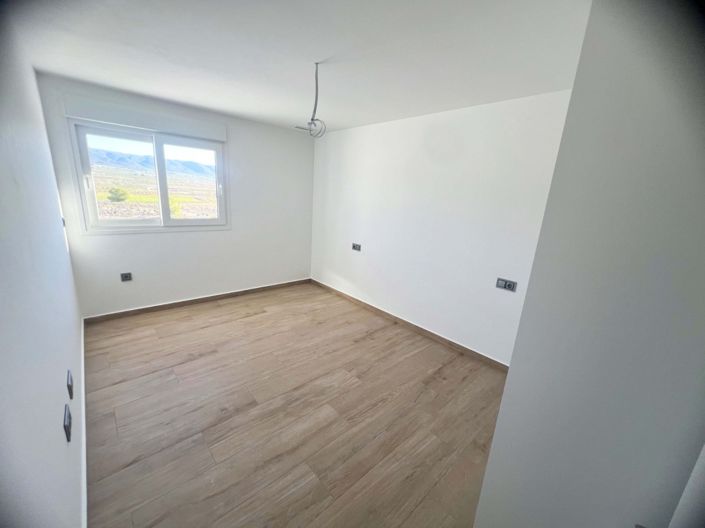 Image No.23-3 Bed Villa for sale