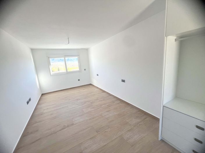 Image No.26-3 Bed Villa for sale