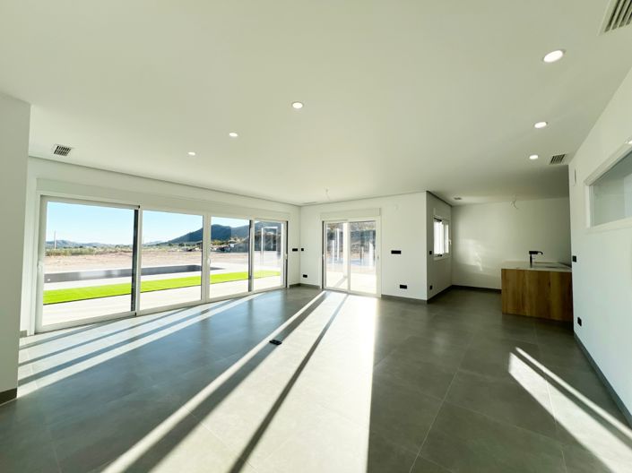 Image No.13-3 Bed Villa for sale