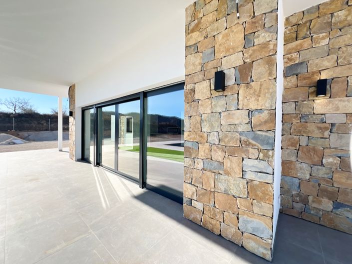 Image No.9-3 Bed Villa for sale