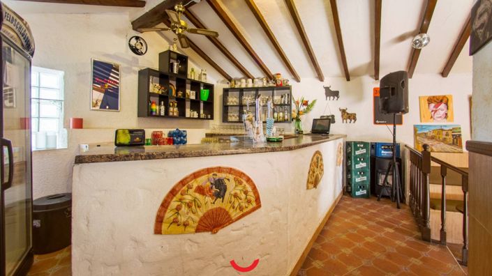 Image No.20-6 Bed Villa for sale