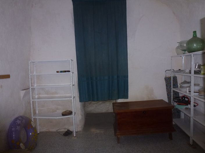 Image No.28-3 Bed Country House for sale