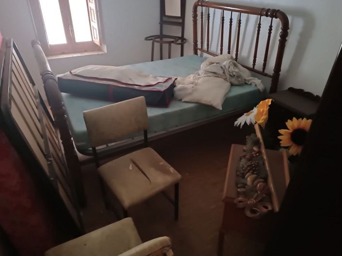 Image No.12-6 Bed Country House for sale