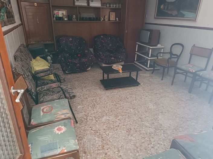 Image No.13-6 Bed Country House for sale