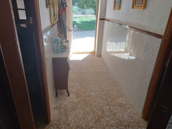 Image No.8-6 Bed Country House for sale