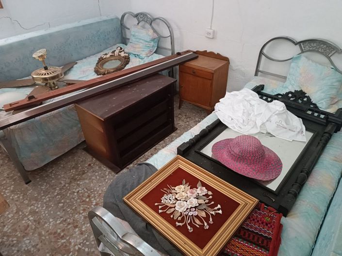 Image No.9-6 Bed Country House for sale