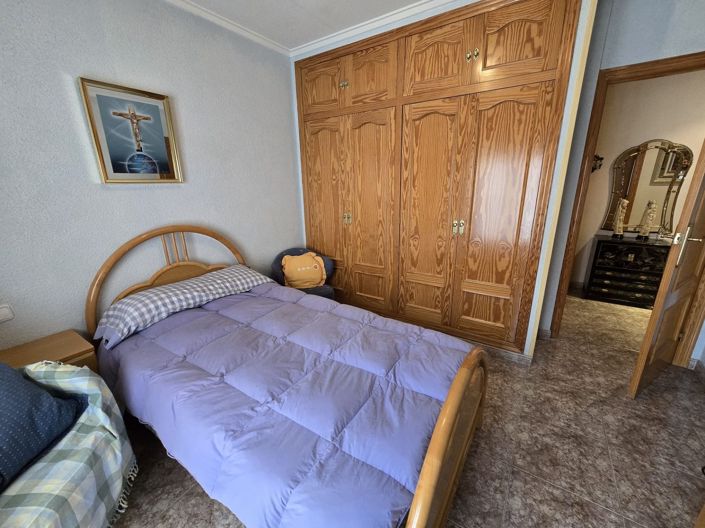 Image No.24-3 Bed Apartment for sale