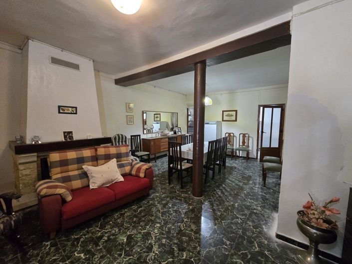 Image No.5-3 Bed Townhouse for sale