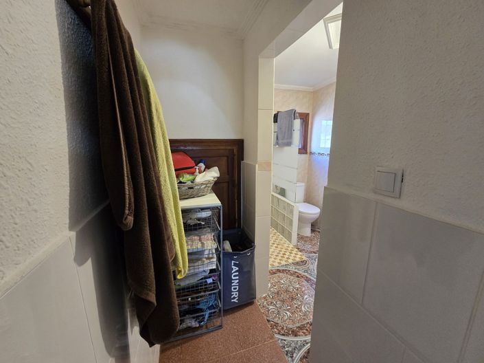 Image No.32-6 Bed Villa for sale