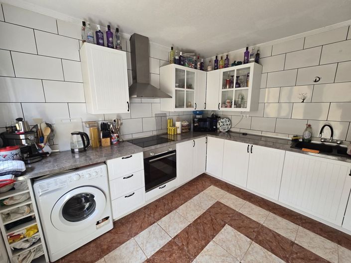 Image No.38-6 Bed Villa for sale