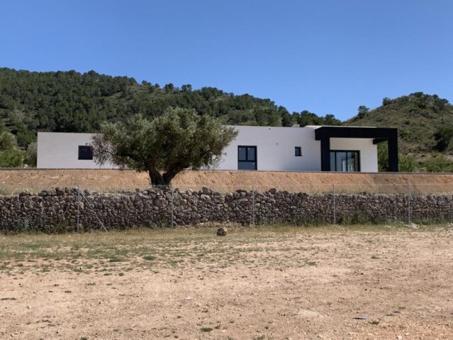 Image No.8-3 Bed Villa for sale