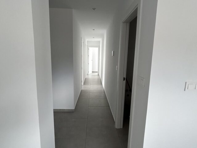 Image No.15-3 Bed Villa for sale