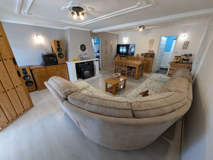 Image No.6-Maison de campagne de 3 chambres à vendre à Sax