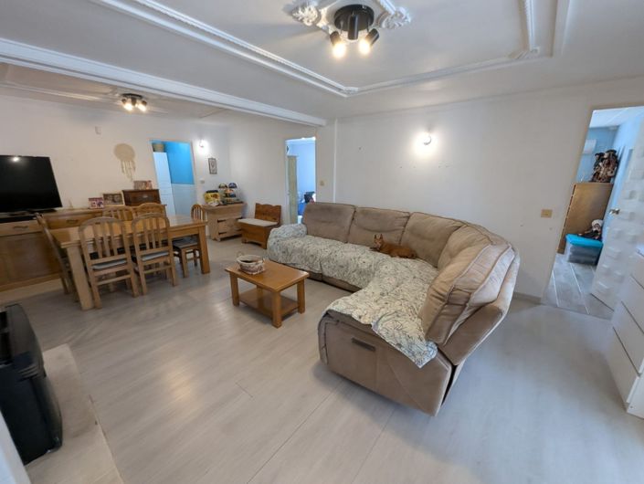 Image No.7-Maison de campagne de 3 chambres à vendre à Sax