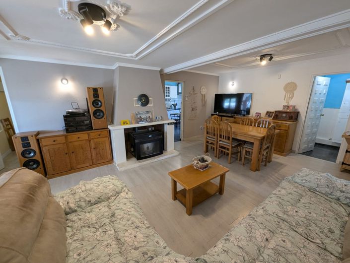 Image No.8-Maison de campagne de 3 chambres à vendre à Sax