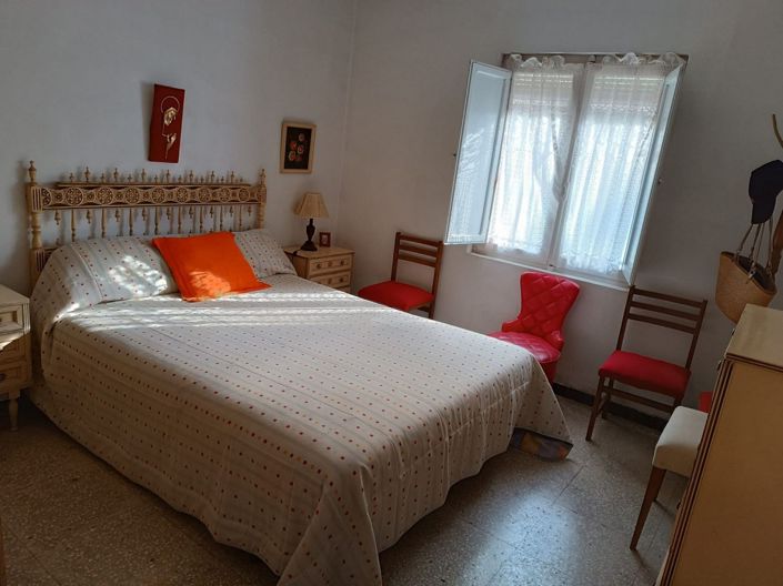 Image No.18-3 Bed Villa for sale