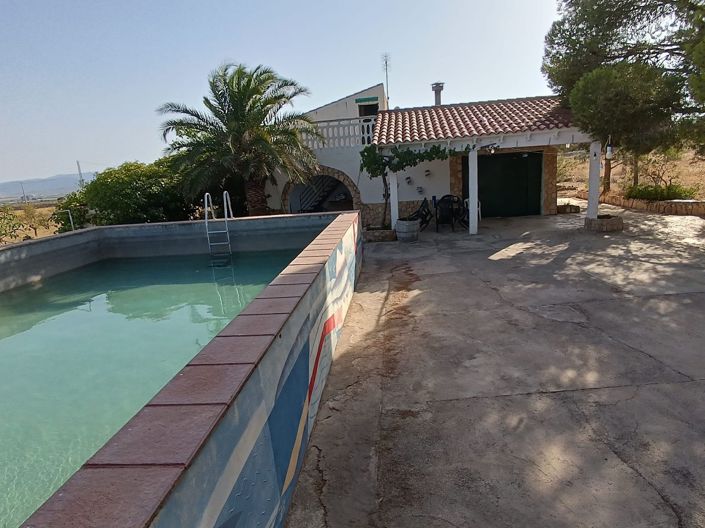 Image No.2-3 Bed Villa for sale