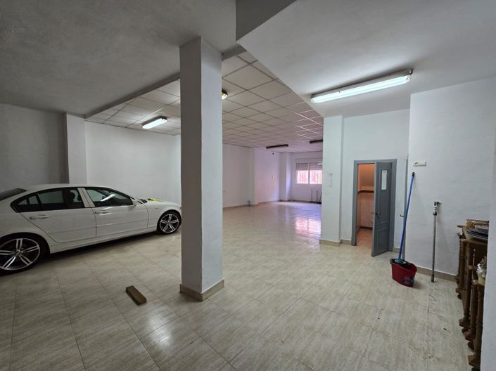 Image No.7-4 Bed Townhouse for sale