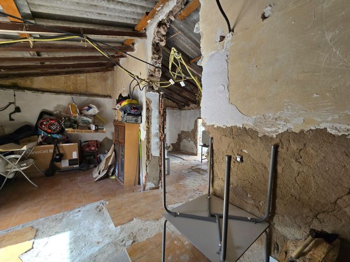 Image No.35-5 Bed Townhouse for sale