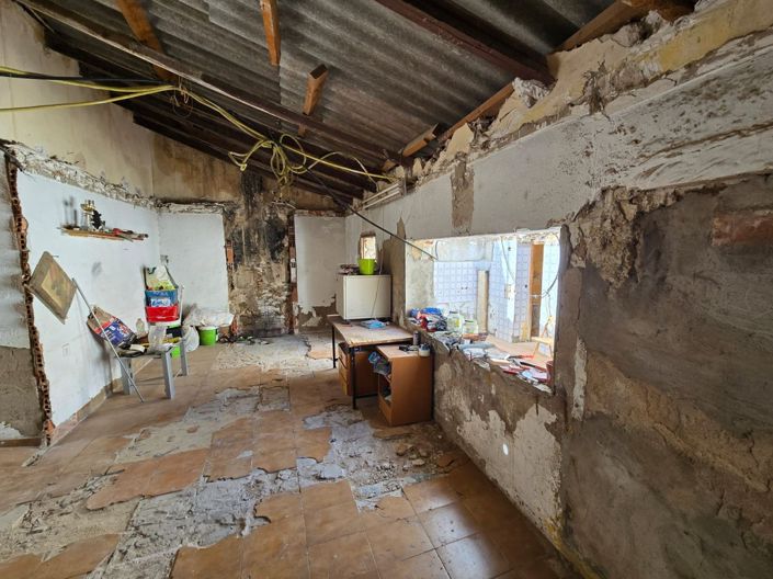 Image No.38-5 Bed Townhouse for sale