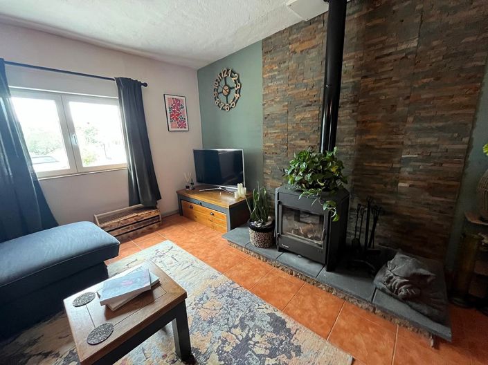 Image No.11-3 Bed Country House for sale