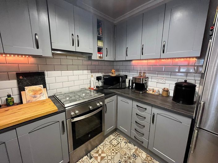 Image No.13-3 Bed Country House for sale