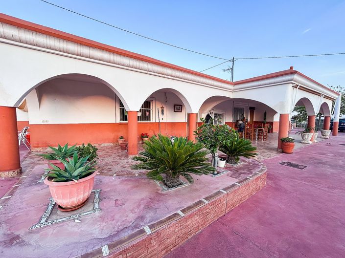 Image No.6-3 Bed Villa for sale