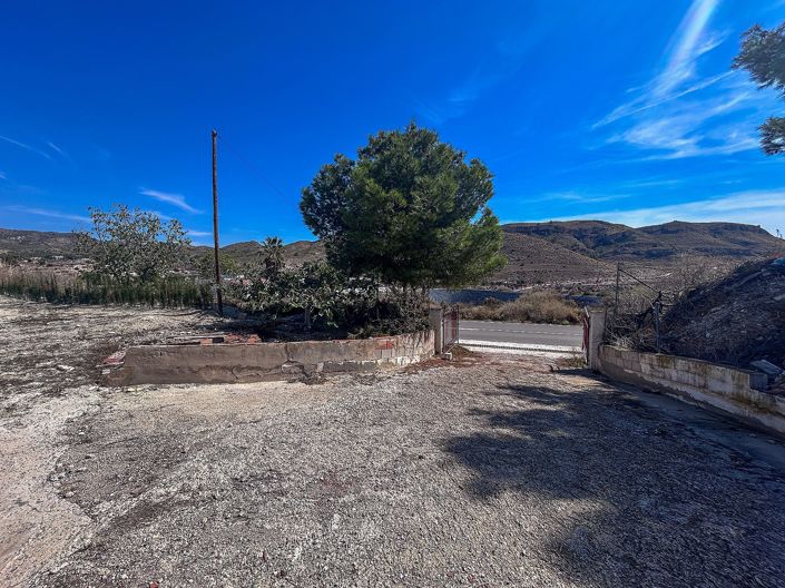 Image No.28-4 Bed Property for sale