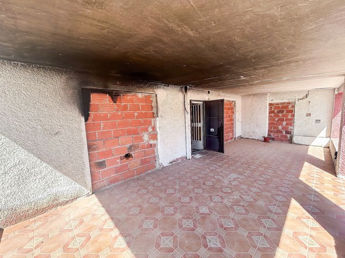 Image No.9-4 Bed Property for sale