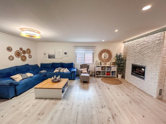 Image No.15-3 Bed Villa for sale