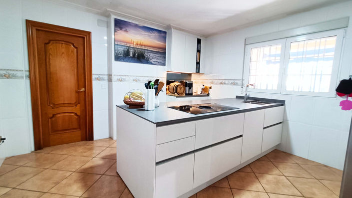 Image No.21-5 Bed Villa for sale