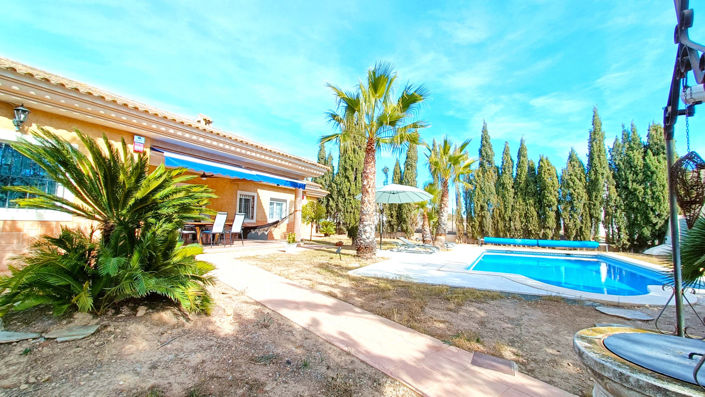 Image No.6-5 Bed Villa for sale
