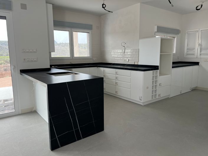 Image No.34-3 Bed Villa for sale