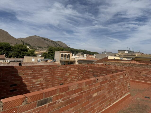 Image No.10-3 Bed Townhouse for sale