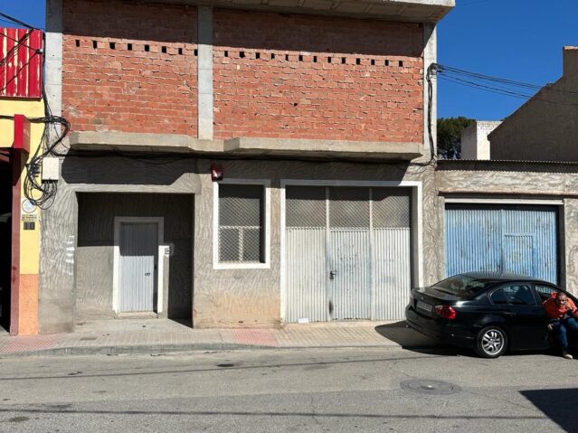 Image No.2-3 Bed Townhouse for sale