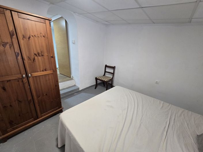 Image No.20-2 Bed Townhouse for sale