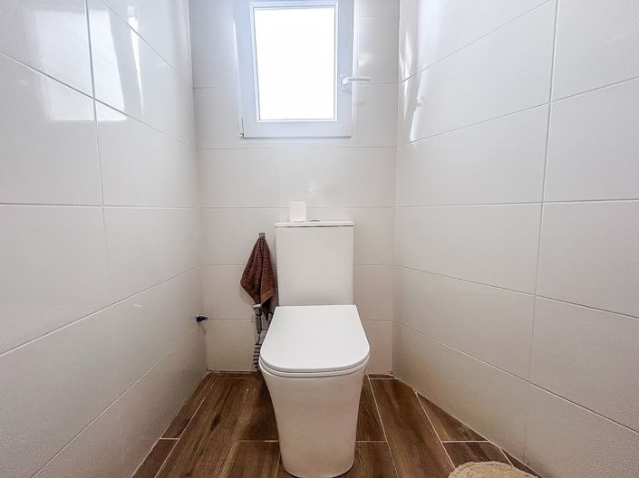 Image No.14-4 Bed Apartment for sale