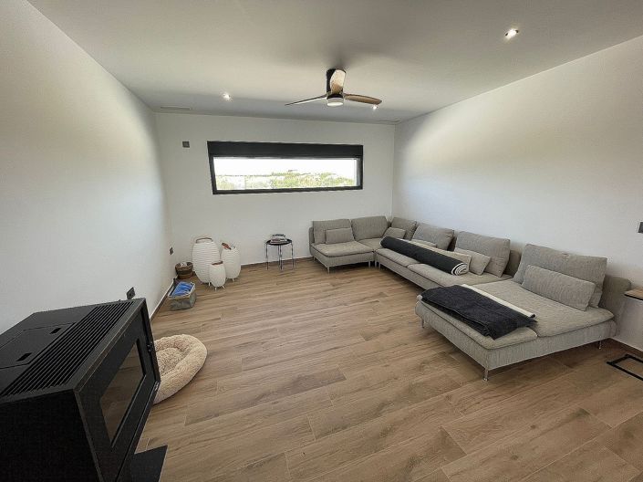 Image No.4-3 Bed Villa for sale