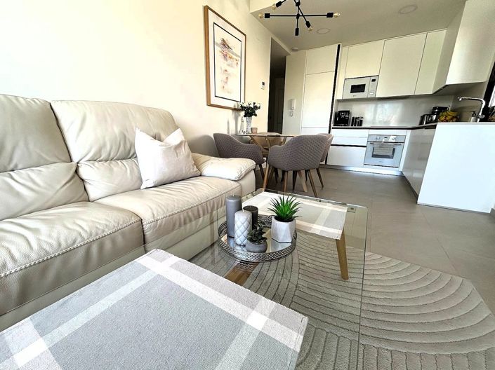 Image No.7-3 Bed Apartment for sale