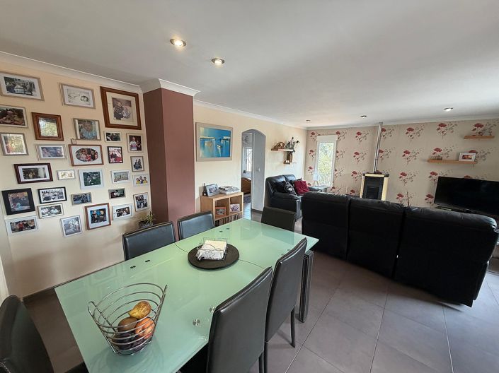 Image No.32-5 Bed Villa for sale