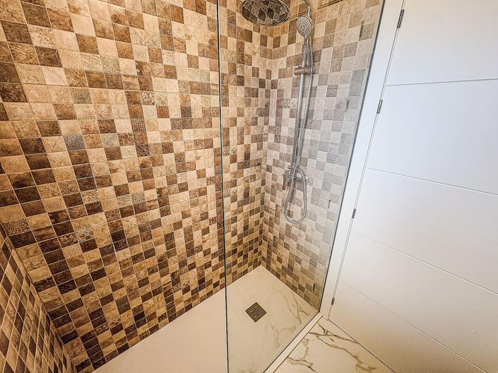 Image No.37-4 Bed Villa for sale