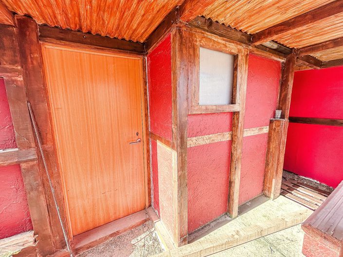 Image No.47-9 Bed Semi-Detached for sale