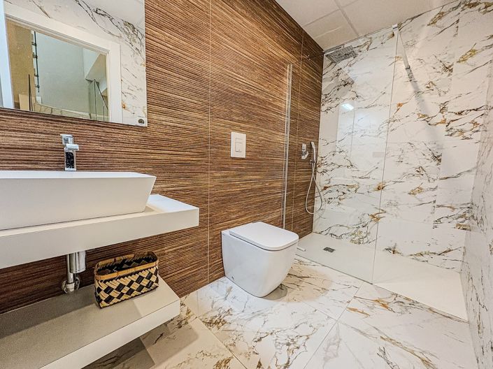 Image No.16-5 Bed Villa for sale