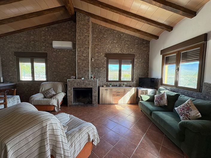 Image No.11-2 Bed Villa for sale